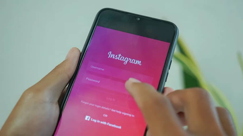 How To View Someone’s Instagram Posts Without an Account