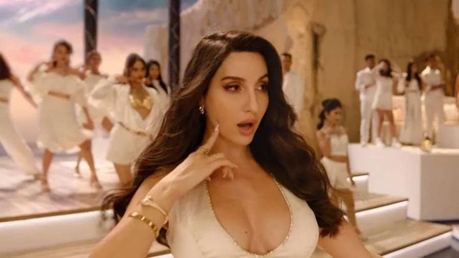 7 Unseen Photos Of Nora Fatehi From Manike Song